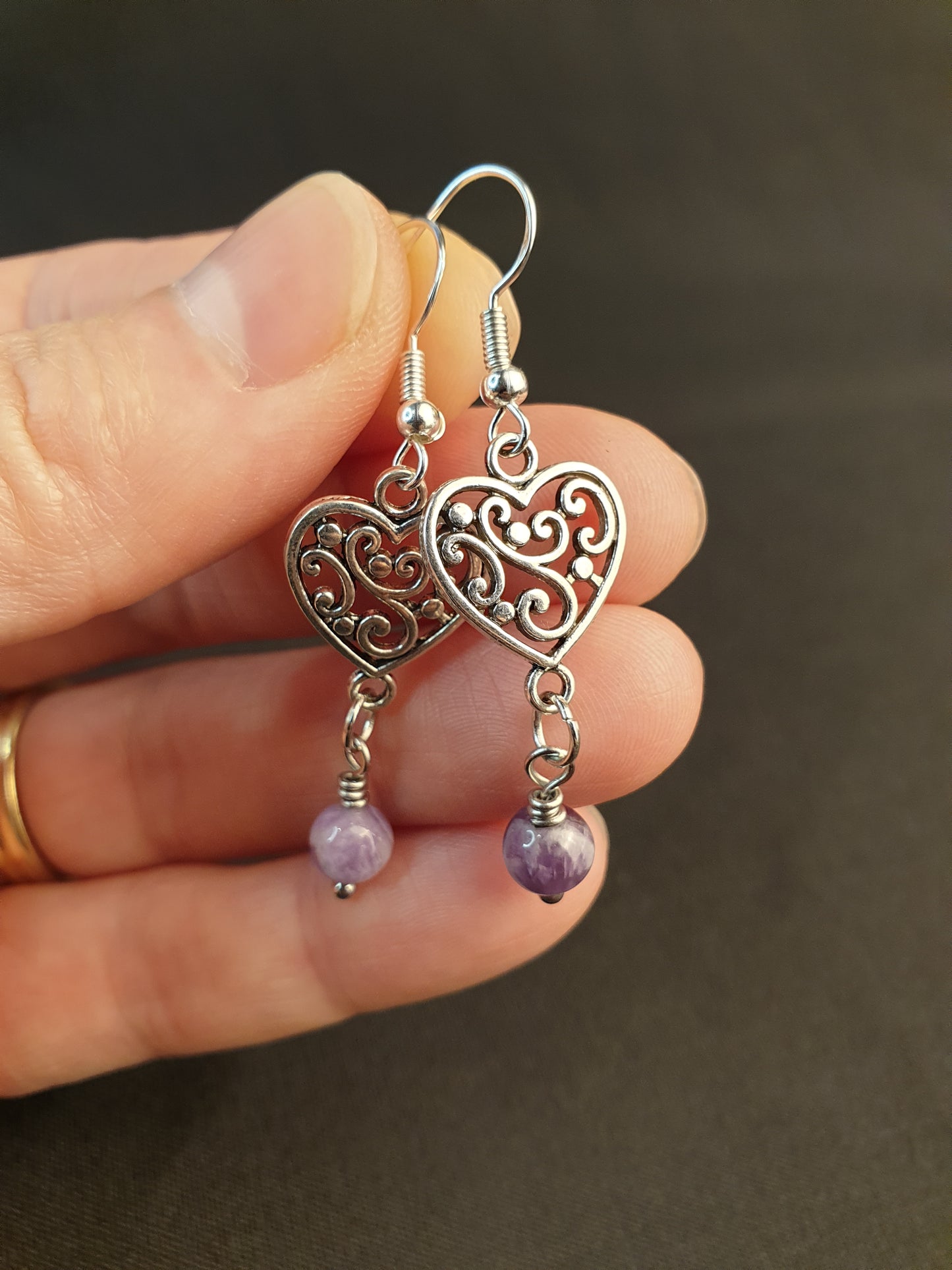 Heart design amethyst dangle earrings