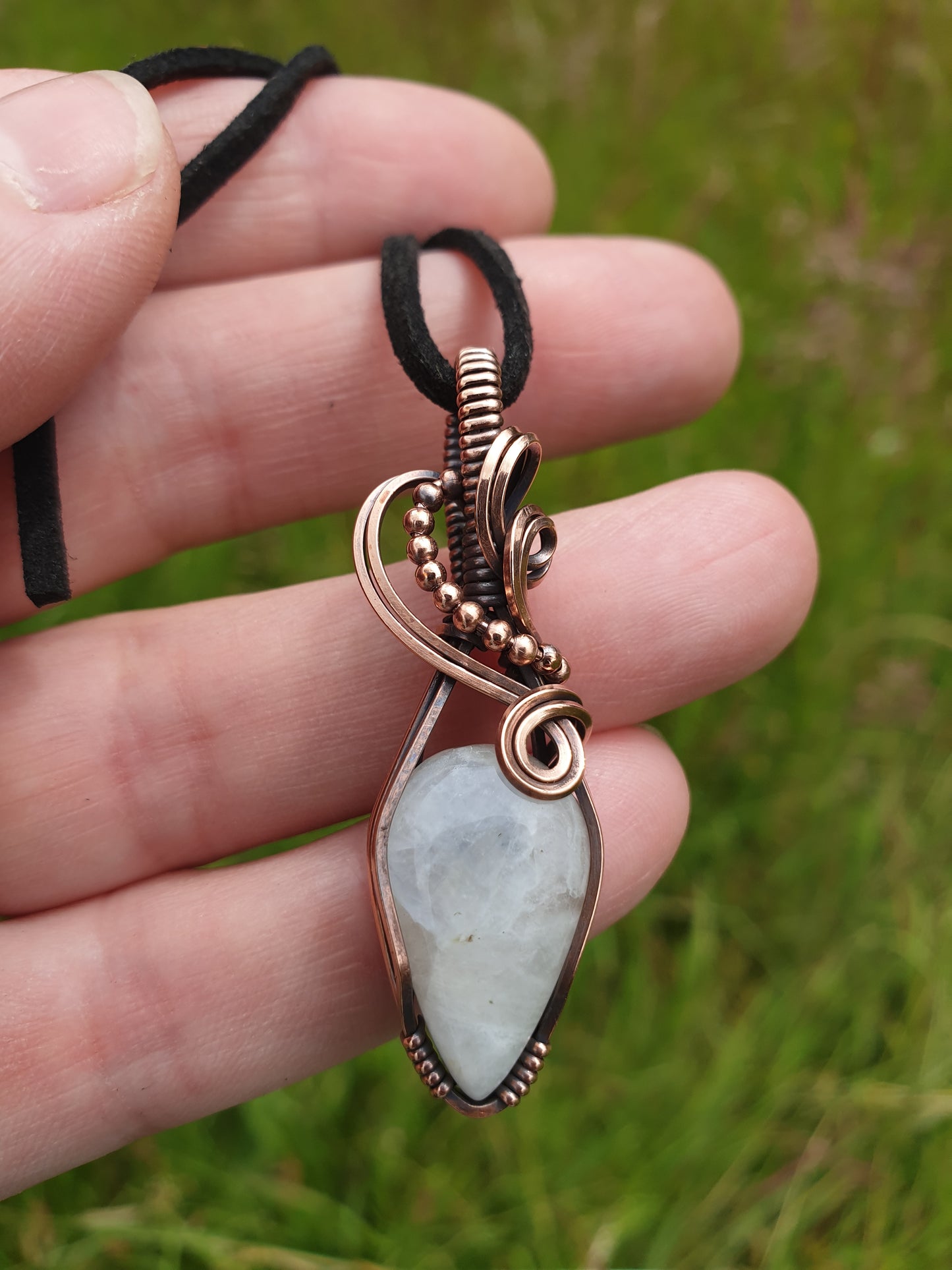 White moonstone mini pendant