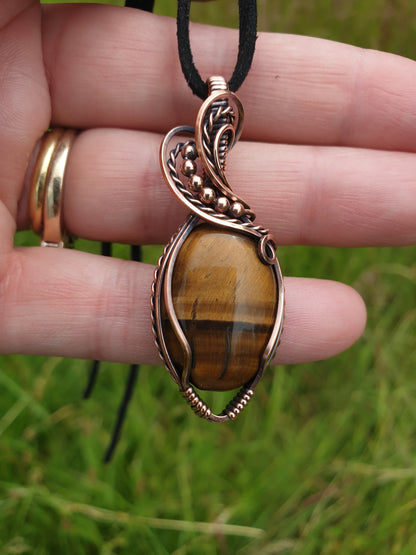 Tiger eye gemstone pendant