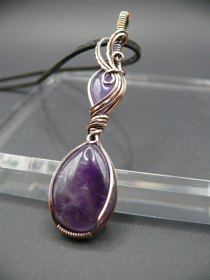 Double amethyst gemstone pendant