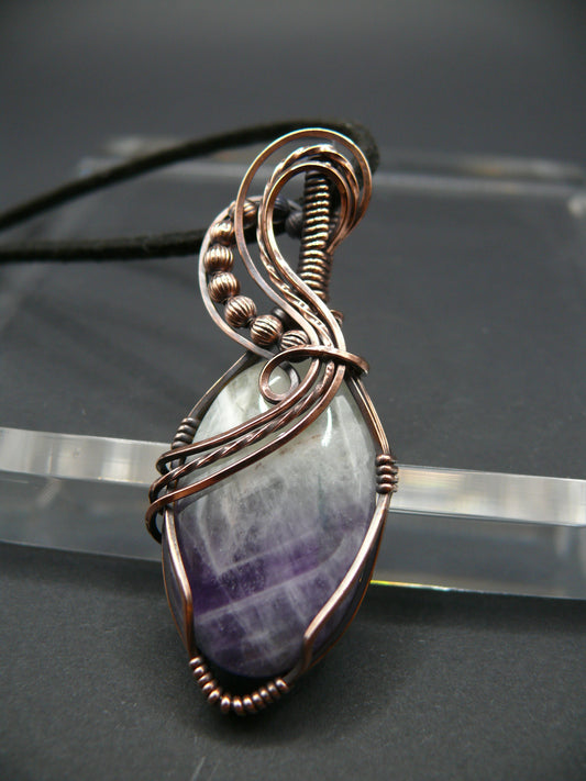 Amethyst gemstone pendant necklace