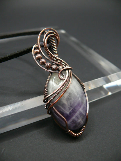 Amethyst gemstone pendant necklace