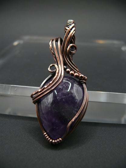 Dark purple amethyst gemstone pendant