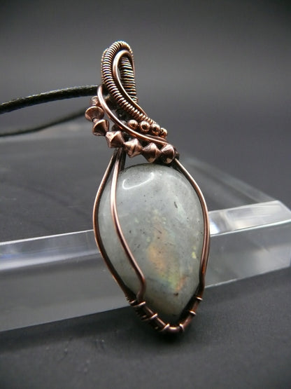 Wire wrapped moonstone pendant