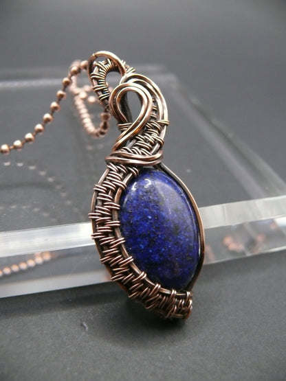 Wire wrapped blue Lapis Lazuli pendant