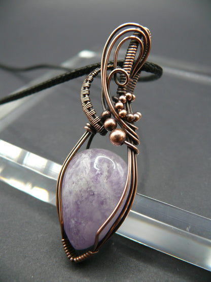 Amethyst gemstone pendant necklace