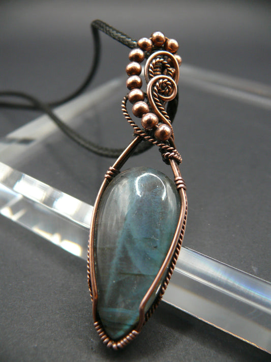 One-of-a-Kind labradorite gemstone necklace pendant