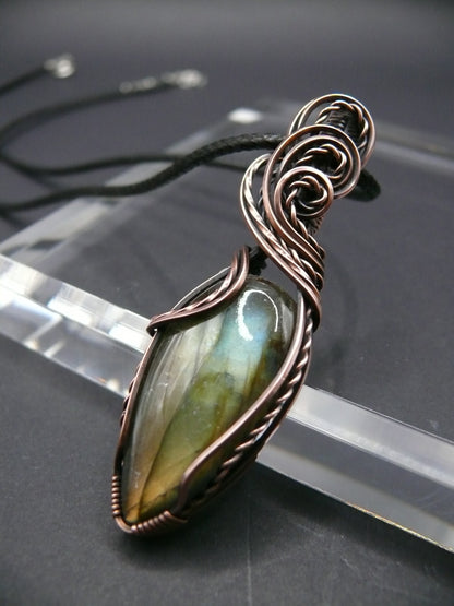 Wire wrapped labradorite pendant in vintage copper