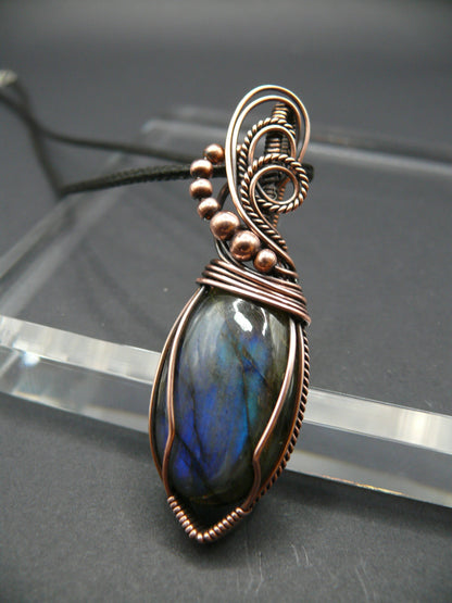 Elegant labradorite gemstone pendant in antiqued copper