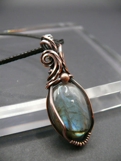 Wire wrapped mini labradorite pendant necklace