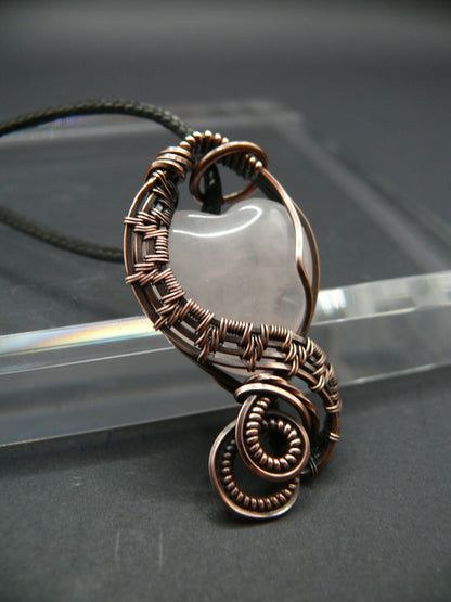 Copper wire-wrapped heart shaped pink rose quartz pendant