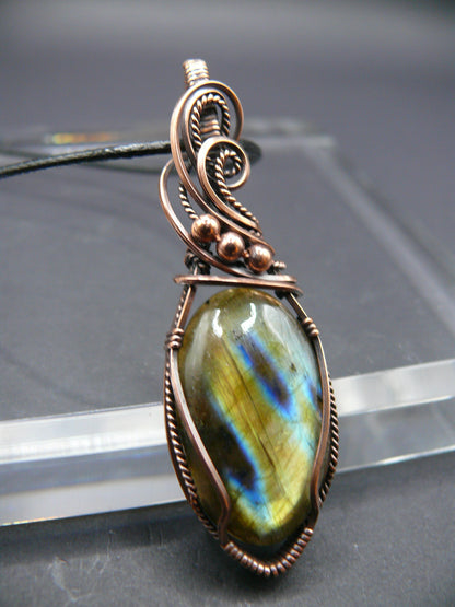 Rustic wire wrapped labradorite pendant