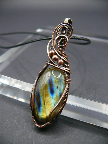 Rustic wire wrapped labradorite pendant