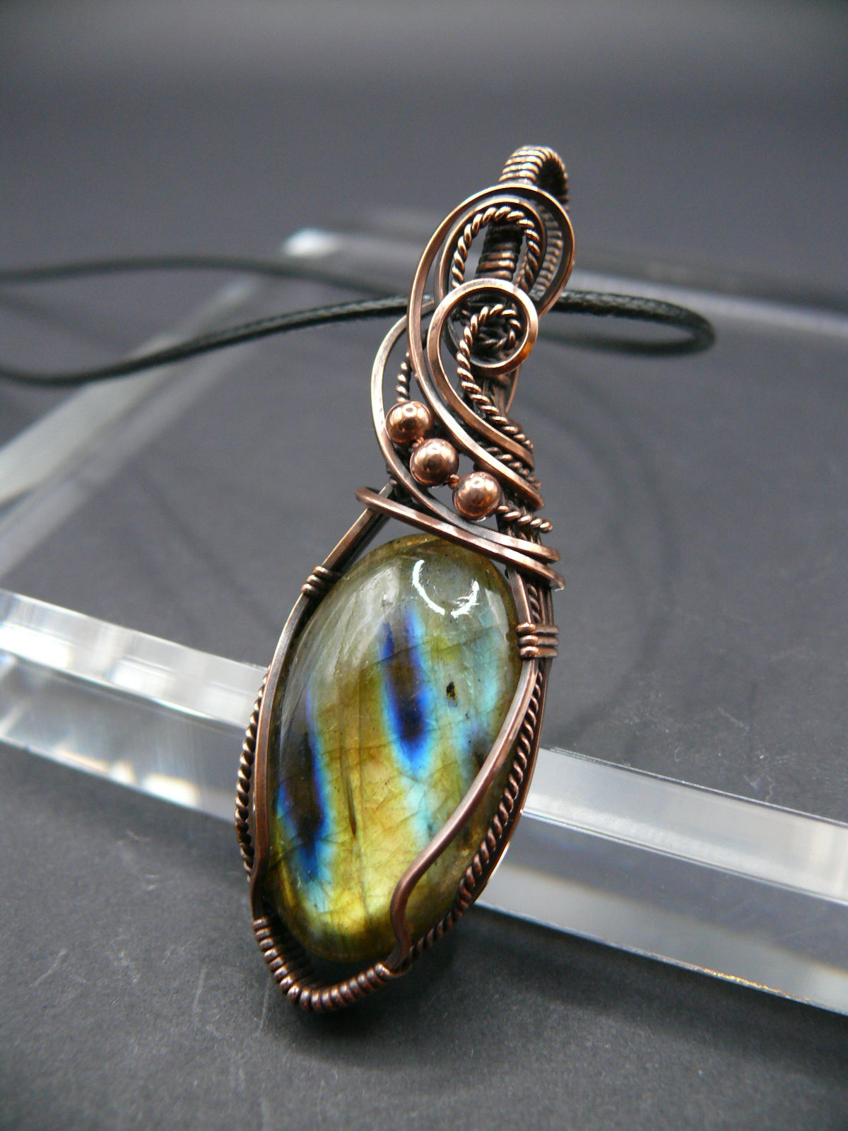 Rustic wire wrapped labradorite pendant