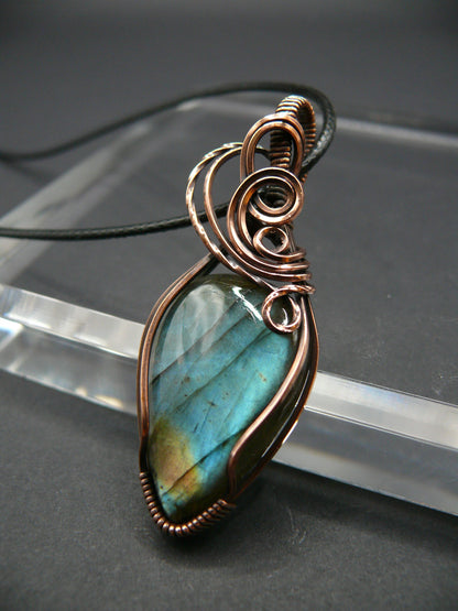 Bohemian style wire wrapped labradorite necklace