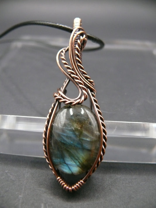 Wire wrapped Labradorite pendant