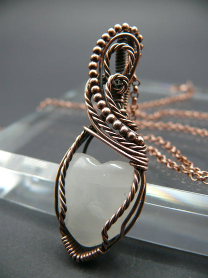 Heart shaped pink rose quartz pendant