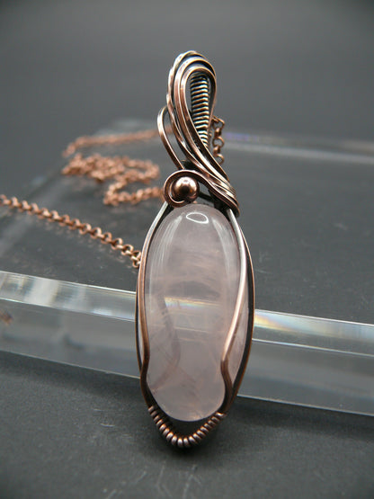 Pink rose quartz pendant