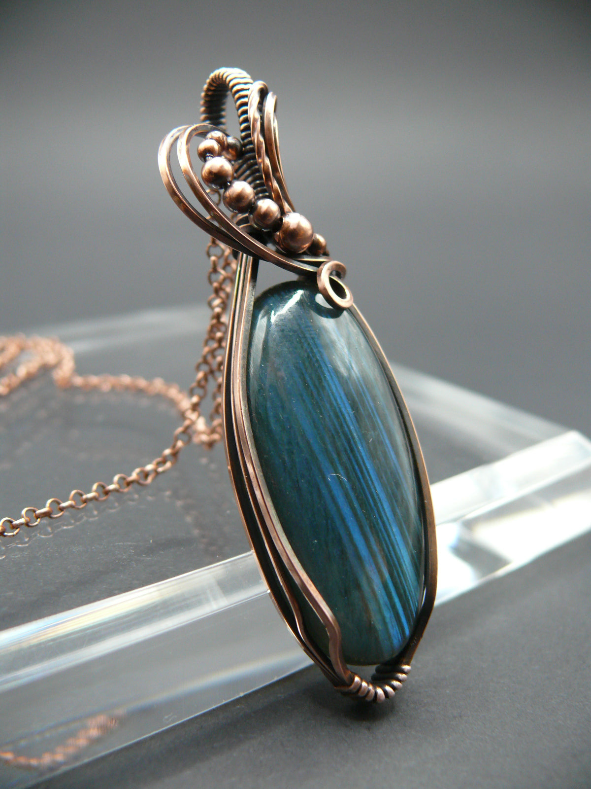 Blue labradorite gemstone statement necklace