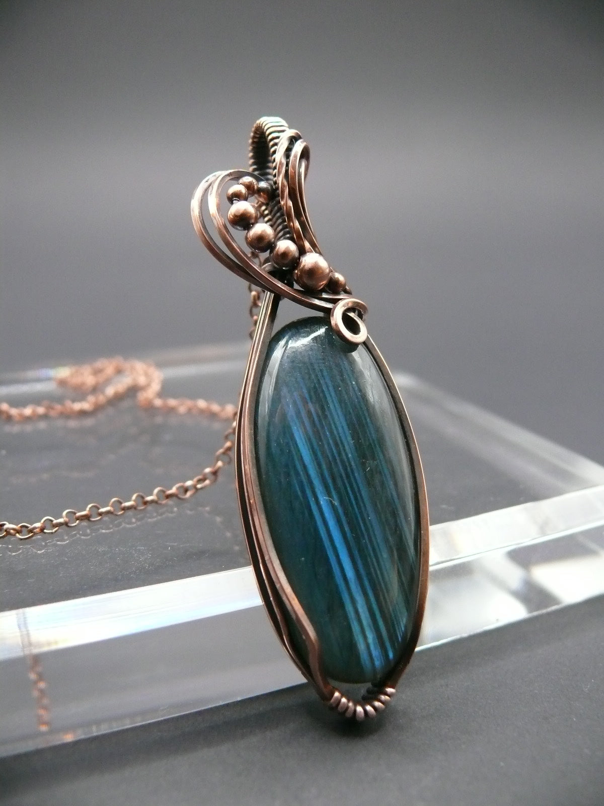 Blue labradorite gemstone statement necklace