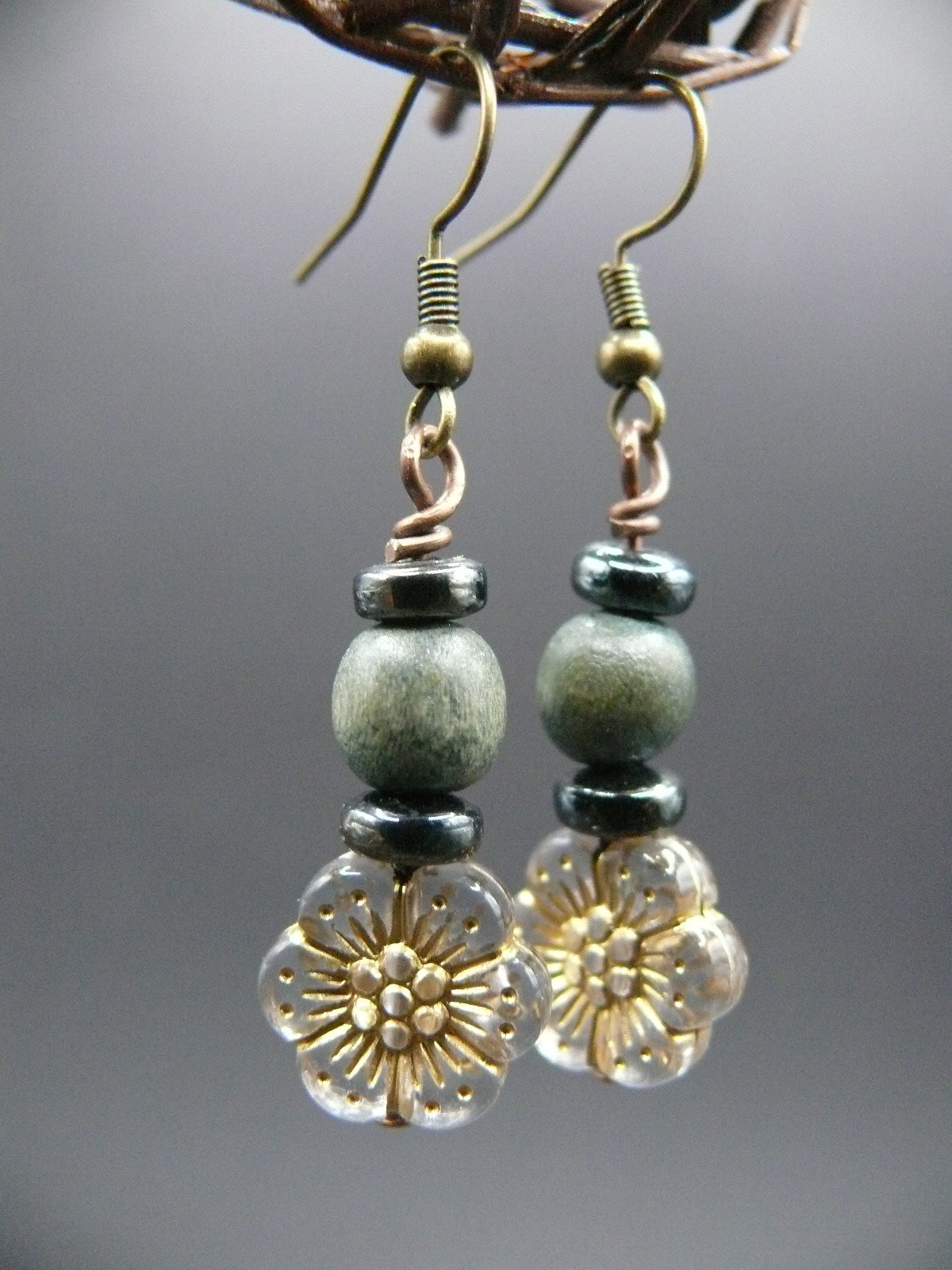 Beaded flower design dangle earrings