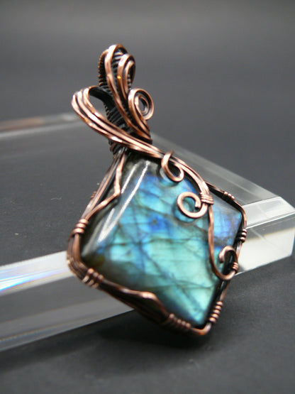 Wire wrapped Labradorite pendant