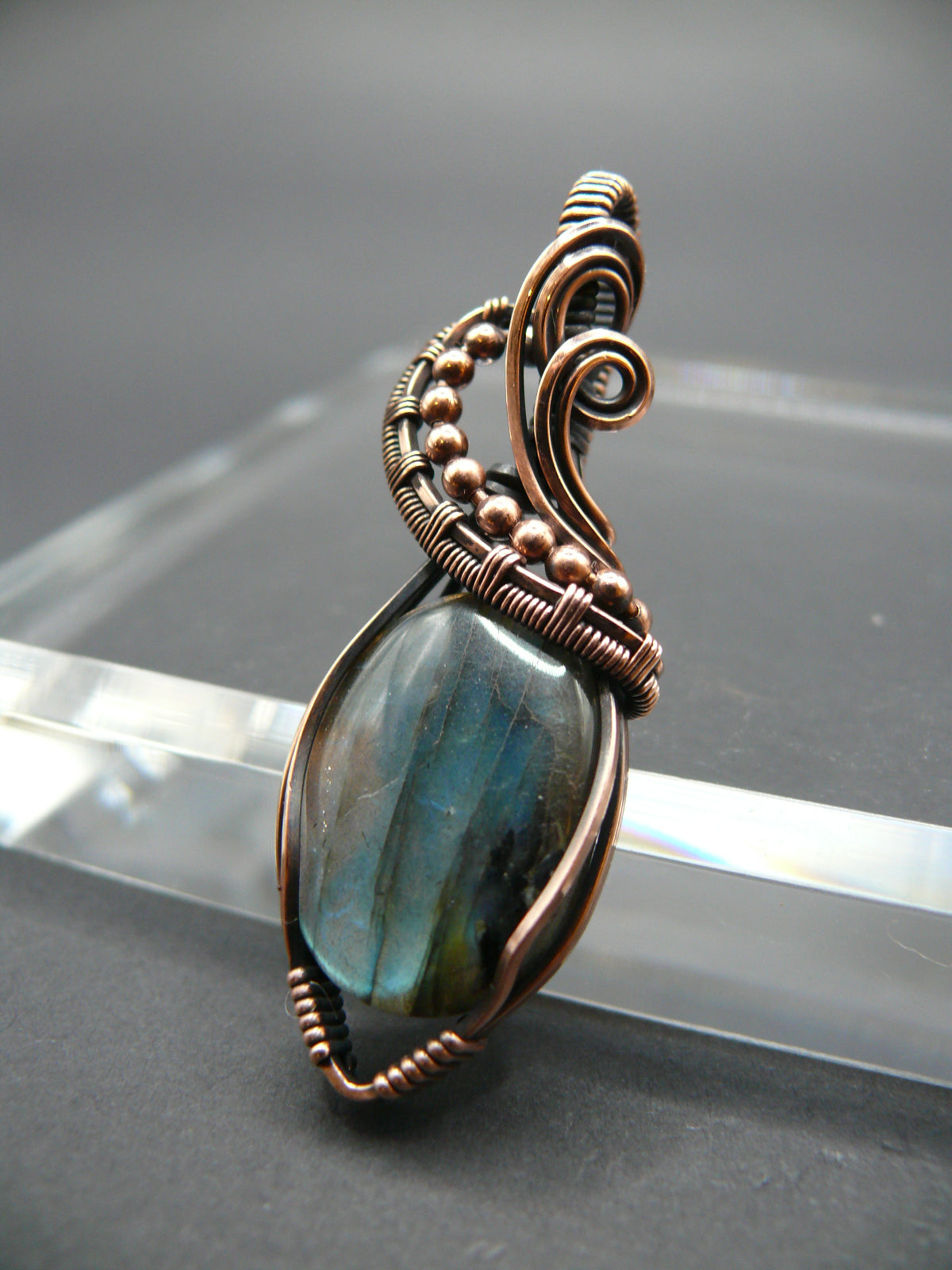 Blue labradorite gemstone necklace