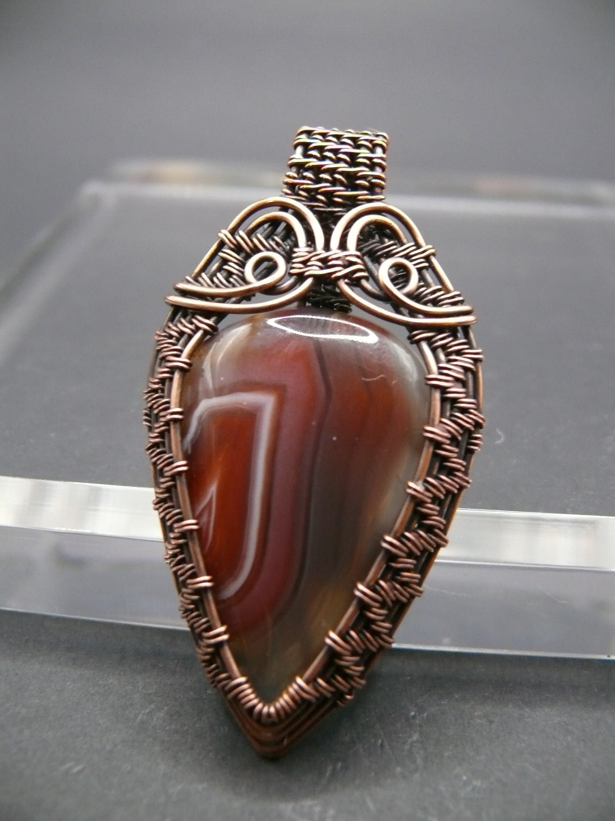 Wire wrapped agate pendant