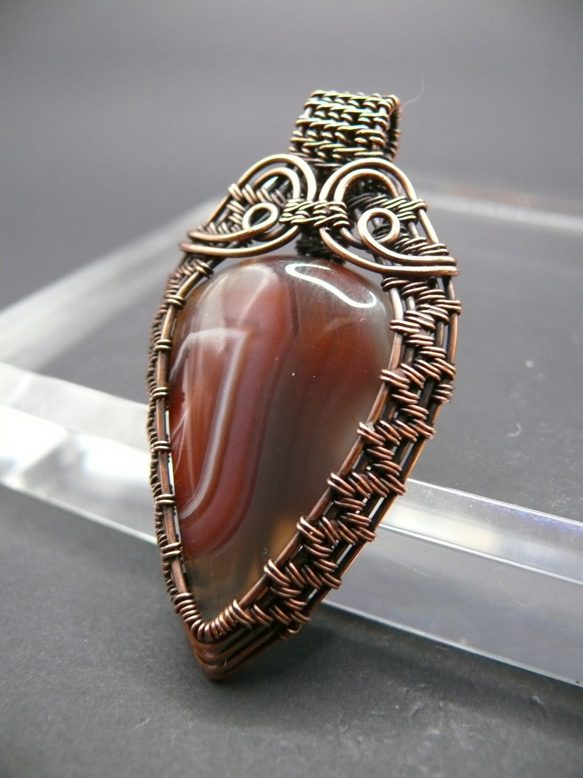 Wire wrapped agate pendant