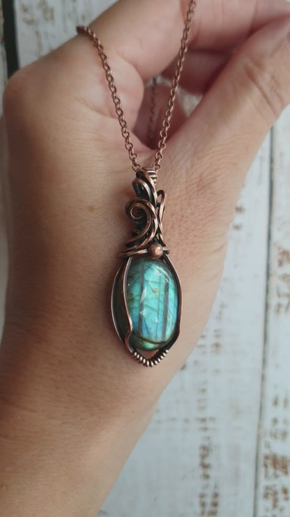 Wire wrapped mini labradorite pendant necklace