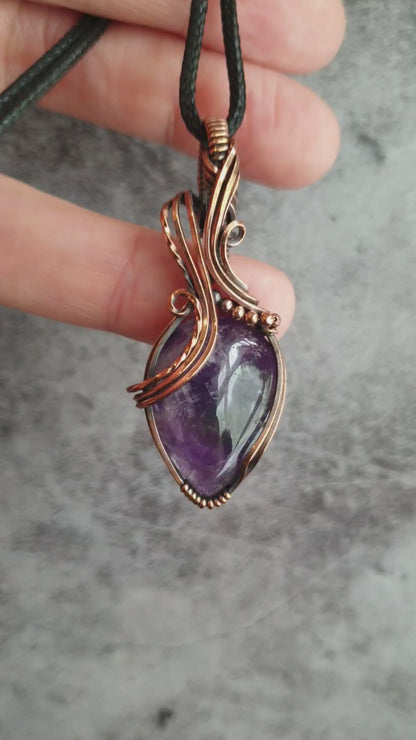 Dark purple amethyst gemstone pendant