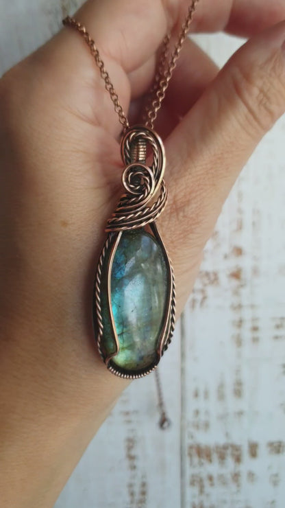 Handcrafted blue glow labradorite beauty copper wire pendant