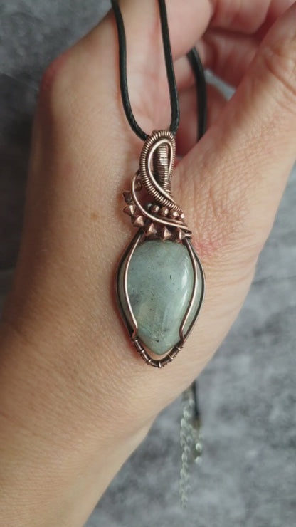 Wire wrapped moonstone pendant